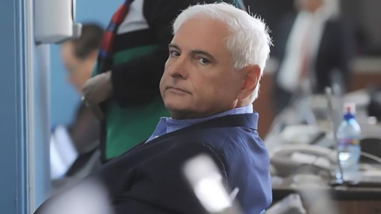 Panamá vuelve a negar fianza a expresidente Martinelli