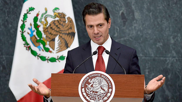 Peña Nieto gastó 5.1 millones en papelería en seis meses
