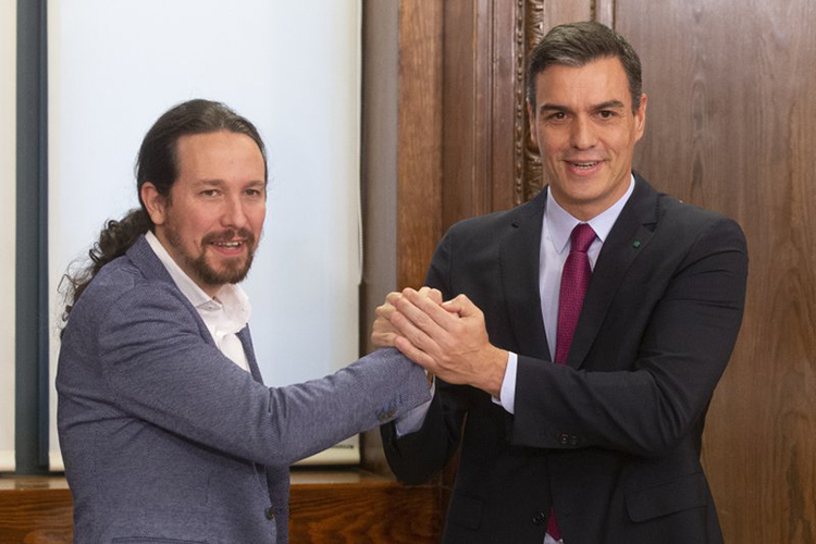 Socialista Sánchez es elegido como presidente de España
