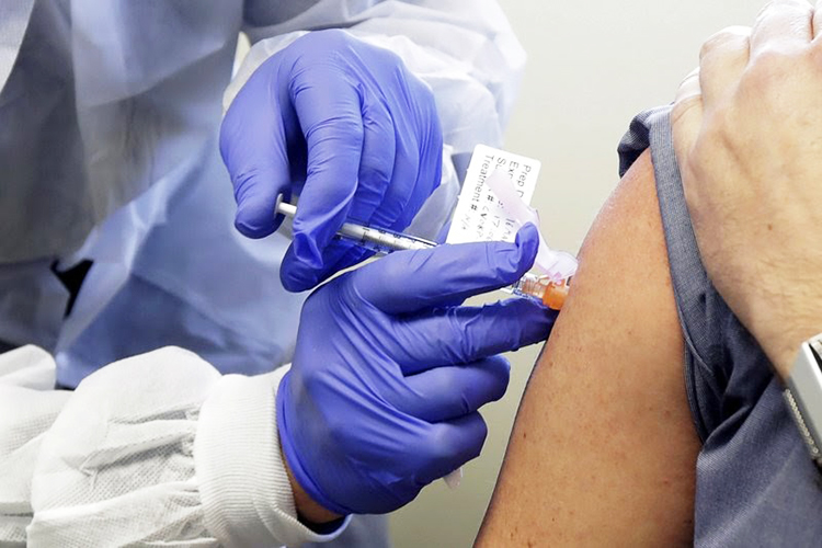 FDA publica directrices de vacuna bloqueadas por Casa Blanca