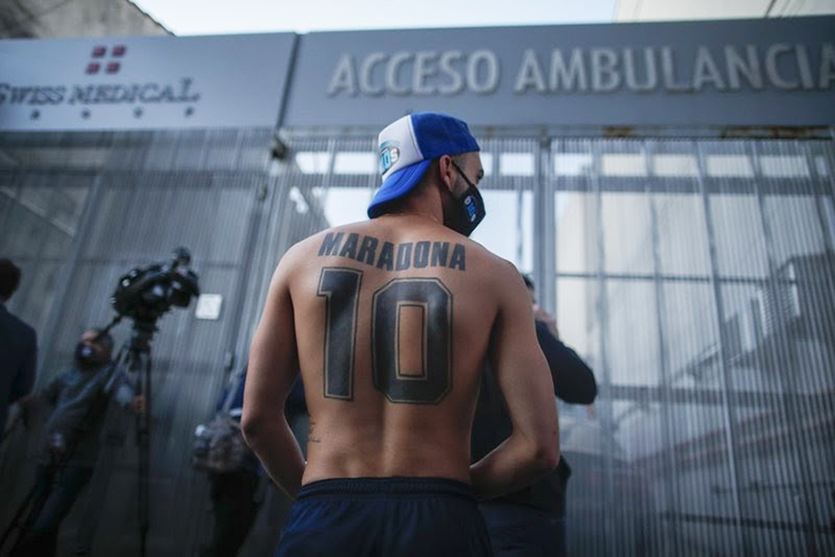 Maradona, operado con éxito por edema en la cabeza