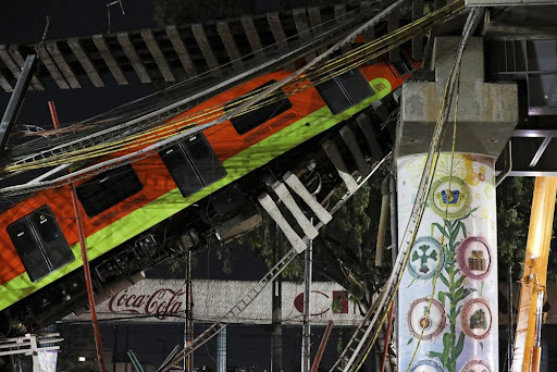 Canciller descarta responsabilidad en caída de metro