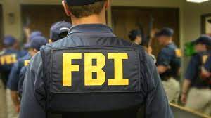 Exagente del FBI se entrega en causa penal en Puerto Rico